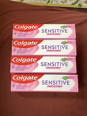 Colgate Sensitive Whitening Toothpaste Bundle 6 oz (170g) each